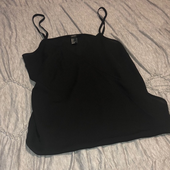 Black top - Picture 2 of 4